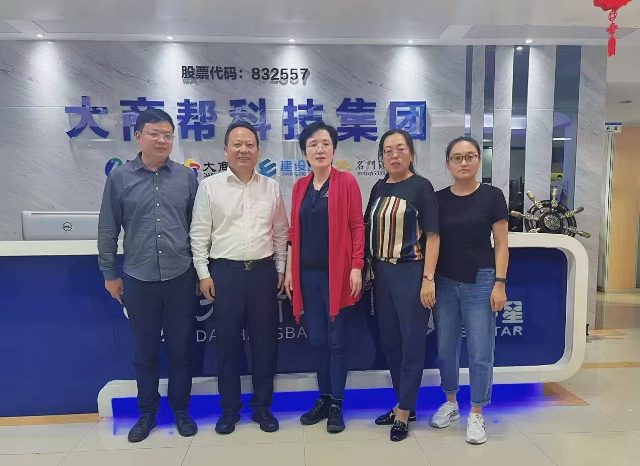 89d13e2bfc585733ea37b4b4f4a525e.jpg 89d13e2bfc585733ea37b4b4f4a525e.jpg